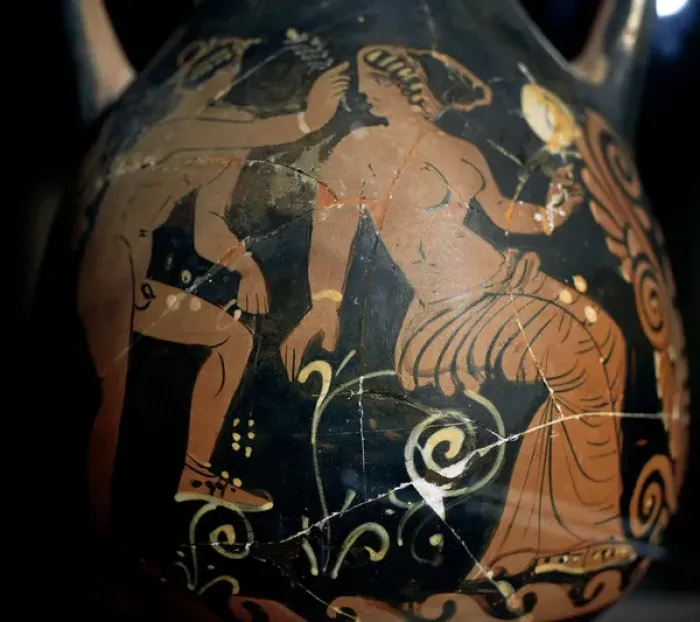 Framed Print : Couple. Red Figures. Greek pottery. 4th century BC Framed Print : Couple. Red Figures. Greek pottery. 4th century BC