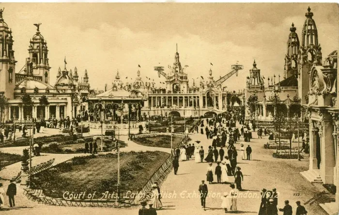 Framed Print : Court of Arts, Latin-British Exhibition, London