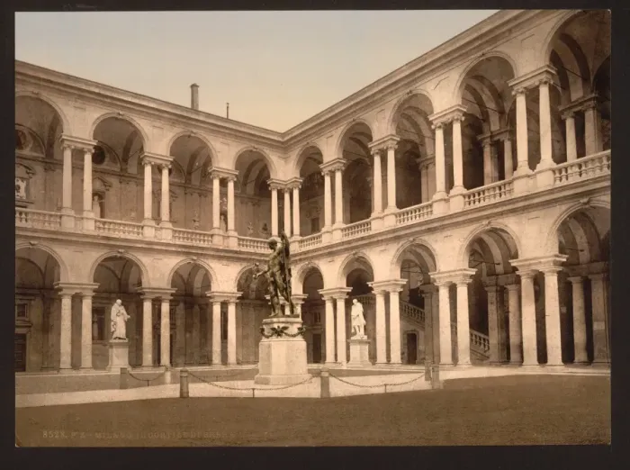 Framed Print : The Court of Brera (i. e. Brera Palace courtyard), Milan, Ita Framed Print : The Court of Brera (i. e. Brera Palace courtyard), Milan, Ita