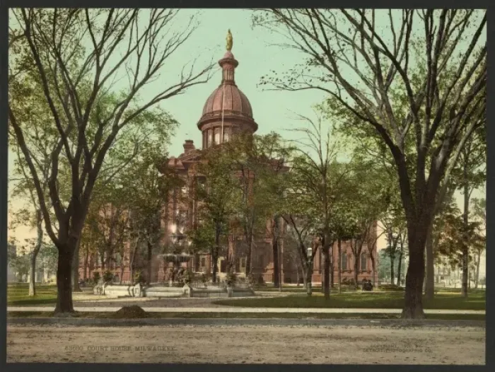 Framed Print : Court house, Milwaukee