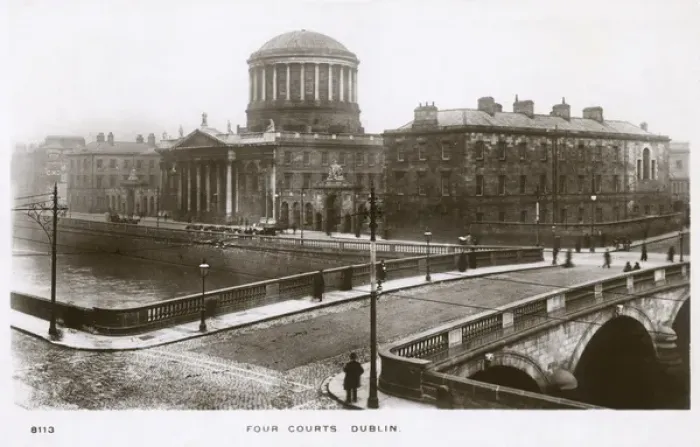 Framed Print : Four Courts, Dublin, Ireland Framed Print : Four Courts, Dublin, Ireland
