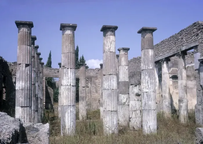 Framed Print : Courtyard Colonnades, Pompeii Framed Print : Courtyard Colonnades, Pompeii
