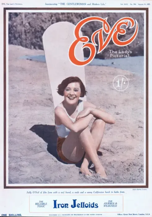 Framed Print : Cover of Eve Magazine 31 August 1927 Framed Print : Cover of Eve Magazine 31 August 1927