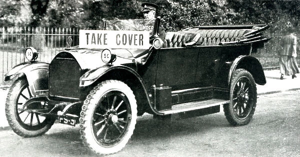 Take Cover warning the sign during World War I