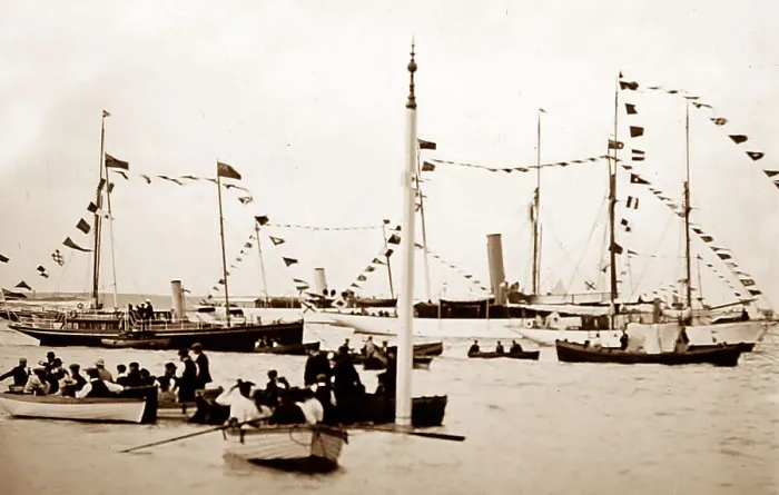 Framed Print : Cowes Regatta, Isle of Wight in 1900 Framed Print : Cowes Regatta, Isle of Wight in 1900