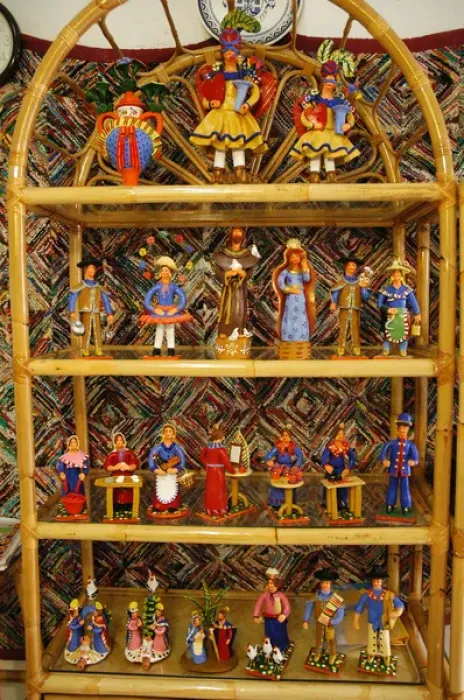 Framed Print : Crafts. Bonecos of Estremoz. Ceramic figures representing di Framed Print : Crafts. Bonecos of Estremoz. Ceramic figures representing di