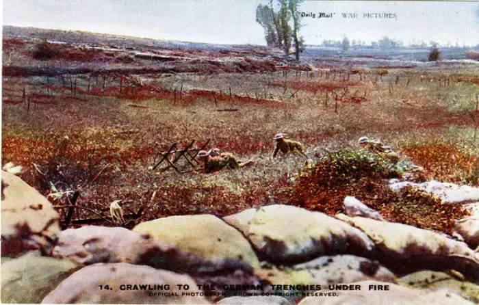 Framed Print : Crawling to the German trenches under fire, WW1 Framed Print : Crawling to the German trenches under fire, WW1