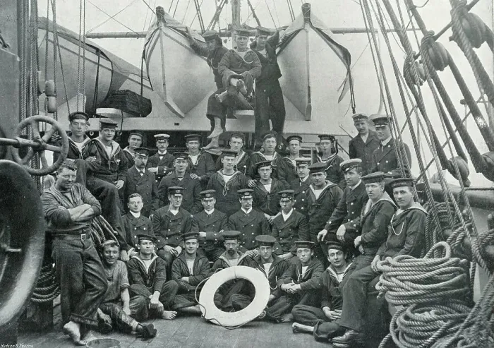 Framed Print : The Crew of British Antarctic Ship Discovery Framed Print : The Crew of British Antarctic Ship Discovery