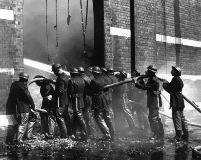 Framed Print : Crew of firefighters in action, WW2 Framed Print : Crew of firefighters in action, WW2