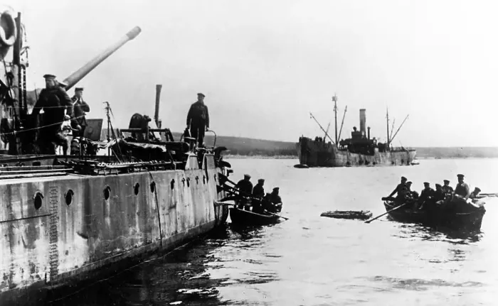 Framed Print : Crew of a German Destroyer taking to the boats Framed Print : Crew of a German Destroyer taking to the boats