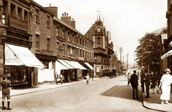 Framed Print : Crewe Earle Street probably 1920s Framed Print : Crewe Earle Street probably 1920s