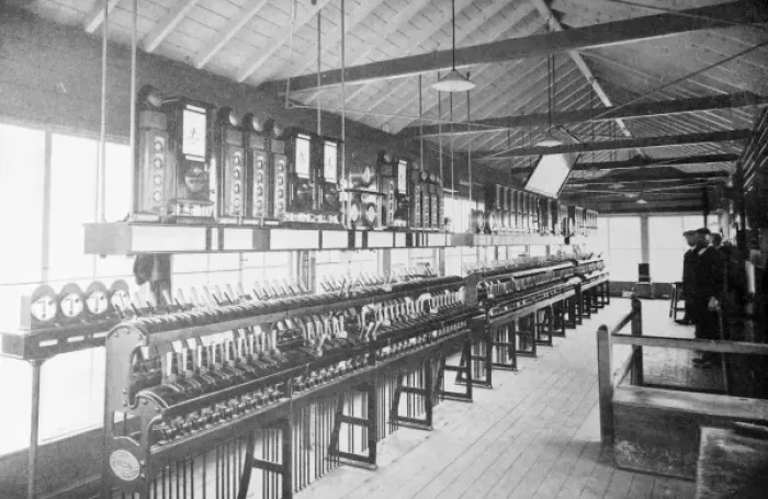 Framed Print : Crewe Railway Station electric signal box, Cheshire Framed Print : Crewe Railway Station electric signal box, Cheshire