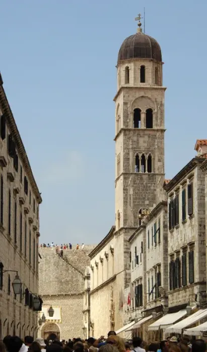 Framed Print : CROATIA. DUBROVNIK. Placa street and and Franciscan Monaster Framed Print : CROATIA. DUBROVNIK. Placa street and and Franciscan Monaster