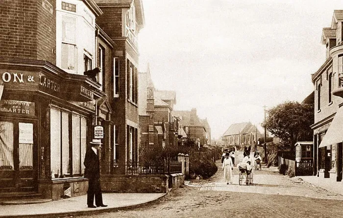 Framed Print : Cromer Road, Mundesley