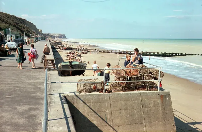 Framed Print : Cromer - West Beach and promenade Framed Print : Cromer - West Beach and promenade