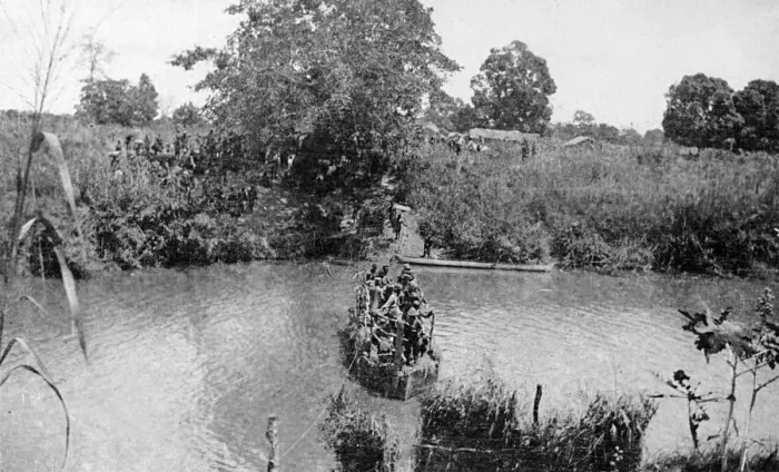 Framed Print : Crossing the Ruvu River, East Africa, WW1 Framed Print : Crossing the Ruvu River, East Africa, WW1