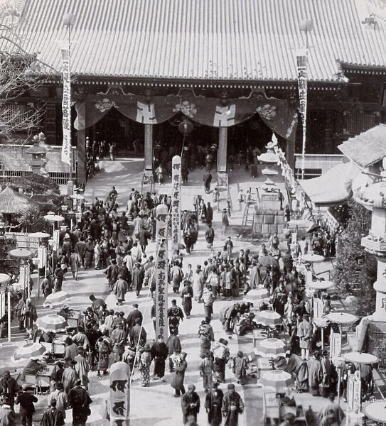 Crowds outside the Asakusa temple, Tokyo, c. 1900