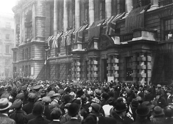 Crowds in the streets on Armistice Day, 11th November 1918