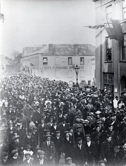 Framed Print : Crowds in Victoria Place, Haverfordwest, South Wales Framed Print : Crowds in Victoria Place, Haverfordwest, South Wales