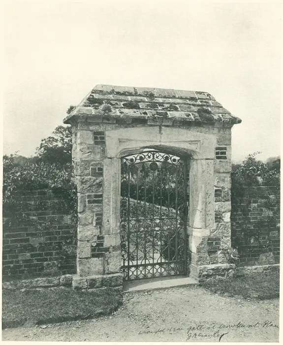 Framed Print : Crowhurst Place, Surrey, Ornamental Gate Framed Print : Crowhurst Place, Surrey, Ornamental Gate