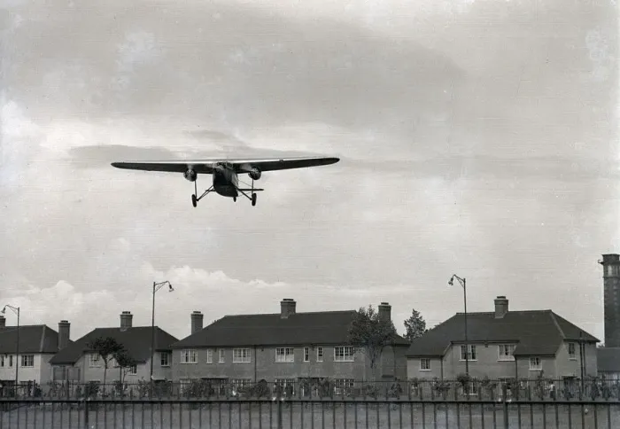 Framed Print : Croydon Airport - Fokker F. XII PH-AIJ Framed Print : Croydon Airport - Fokker F. XII PH-AIJ