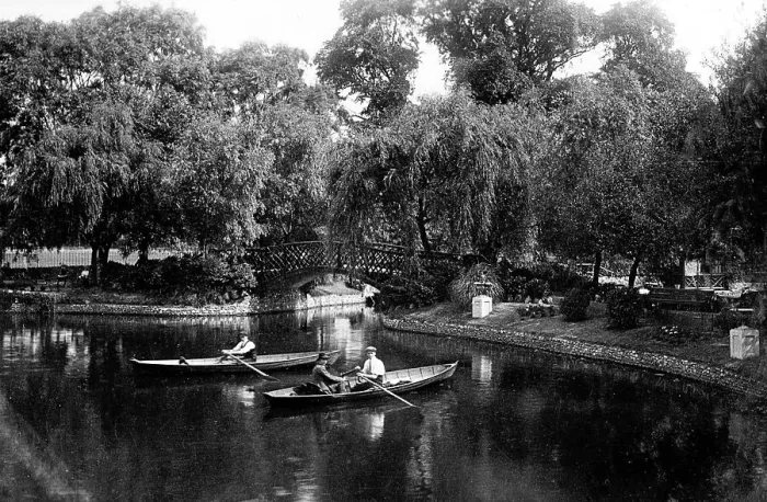Framed Print : Croydon Wandle Park early 1900s Framed Print : Croydon Wandle Park early 1900s