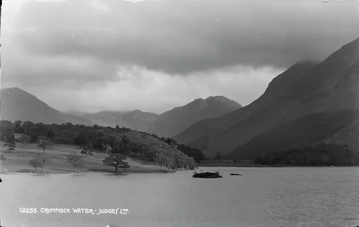 Framed Print : Crummock Water Landscape Framed Print : Crummock Water Landscape