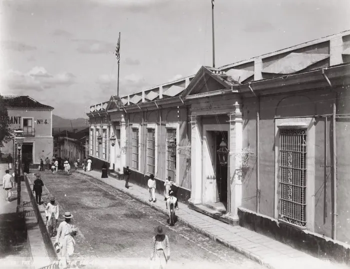 Framed Print : Cuba: the Palace, street in Santiago Framed Print : Cuba: the Palace, street in Santiago