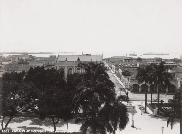 Framed Print : Cuba: panoramic view of Cienfuegos Framed Print : Cuba: panoramic view of Cienfuegos