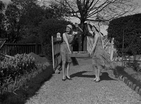 Cucumber Girls 1930S