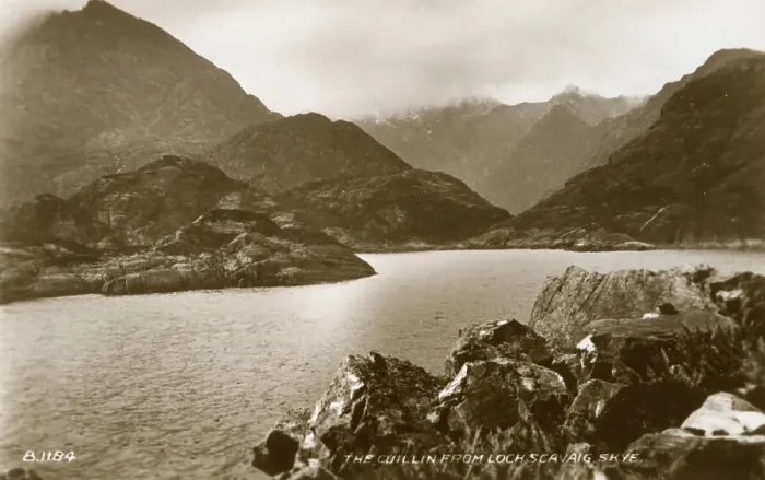 Framed Print : The Cuillin from Loch Scavaig, Isle of Skye, Scotland Framed Print : The Cuillin from Loch Scavaig, Isle of Skye, Scotland