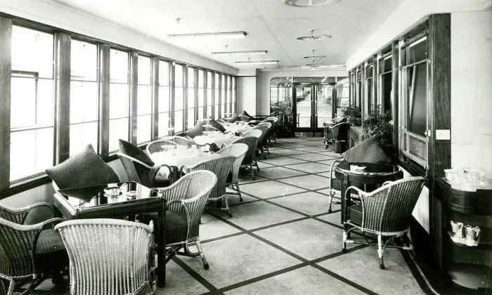 Framed Print : Cunard White Star, RMS Queen Mary, Garden Lounge Framed Print : Cunard White Star, RMS Queen Mary, Garden Lounge