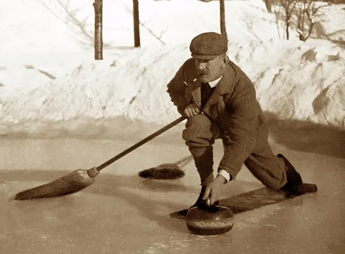 Framed Print : Curling, Scotland, early 1900s Framed Print : Curling, Scotland, early 1900s