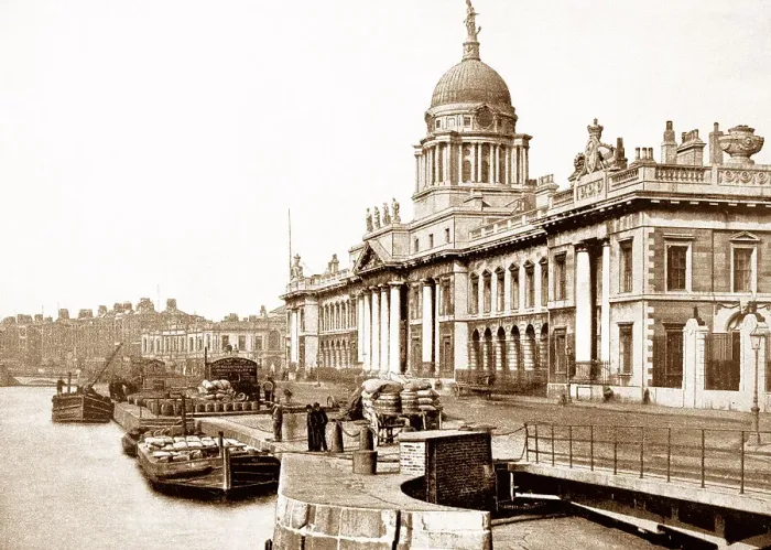 Framed Print : Custom House, Dublin, Ireland Framed Print : Custom House, Dublin, Ireland