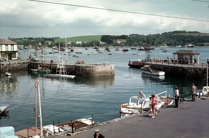 Framed Print : Custom House Quay, Falmouth Framed Print : Custom House Quay, Falmouth
