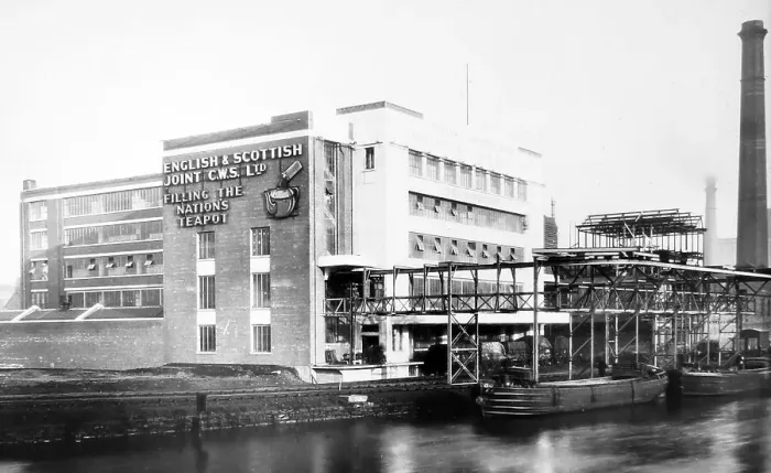 Framed Print : CWS Tea Warehouse, Trafford, Manchester, probably 1920 / 30s Framed Print : CWS Tea Warehouse, Trafford, Manchester, probably 1920 / 30s