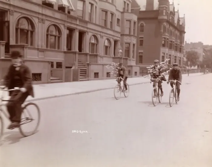 Framed Print : Cycling in New York Framed Print : Cycling in New York