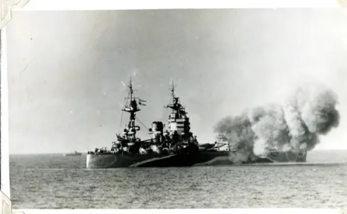 Framed Print : D-Day firing off Normandy, France, WW2 Framed Print : D-Day firing off Normandy, France, WW2