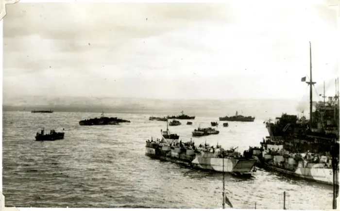 Framed Print : D-Day Invasion Forces off Normandy, France, WW2 Framed Print : D-Day Invasion Forces off Normandy, France, WW2