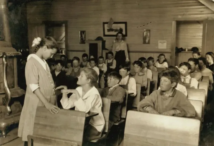 Framed Print : Daily inspection of teeth and finger nails. Older pupils mak Framed Print : Daily inspection of teeth and finger nails. Older pupils mak