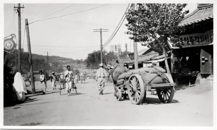 Framed Print : Daily life, street scene with wagon, Korea Framed Print : Daily life, street scene with wagon, Korea
