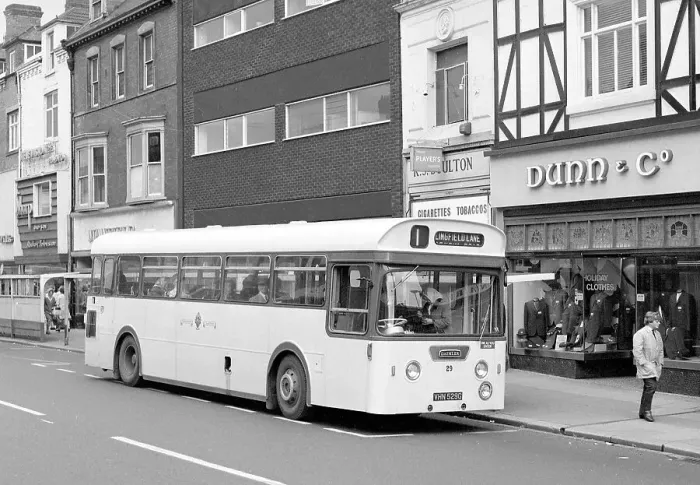 Framed Print : Daimler single decker bus, regn. VHN529G Framed Print : Daimler single decker bus, regn. VHN529G