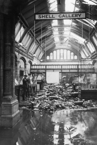 Damage in Shell Gallery, 1940
