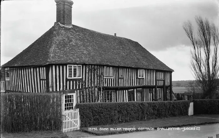 Framed Print : Dame Ellen Terry's Cottage Framed Print : Dame Ellen Terry's Cottage