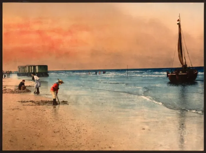 Framed Print : Damesbaden, Scheveningen, Holland Framed Print : Damesbaden, Scheveningen, Holland