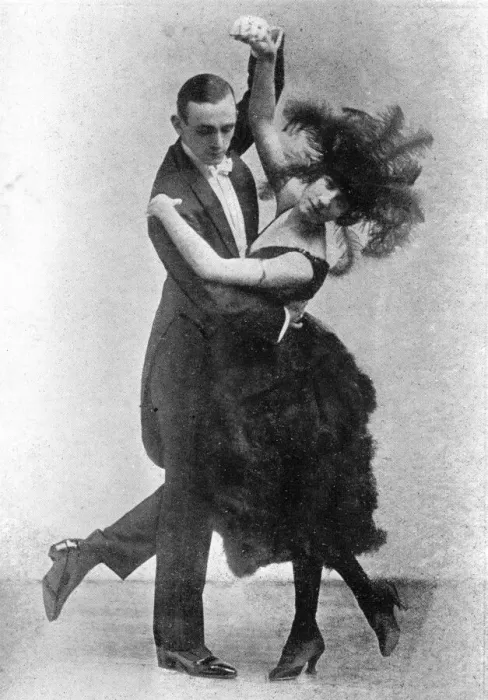 Framed Print : The Dancing Team of Moss and Fontana, London, 1919 Framed Print : The Dancing Team of Moss and Fontana, London, 1919