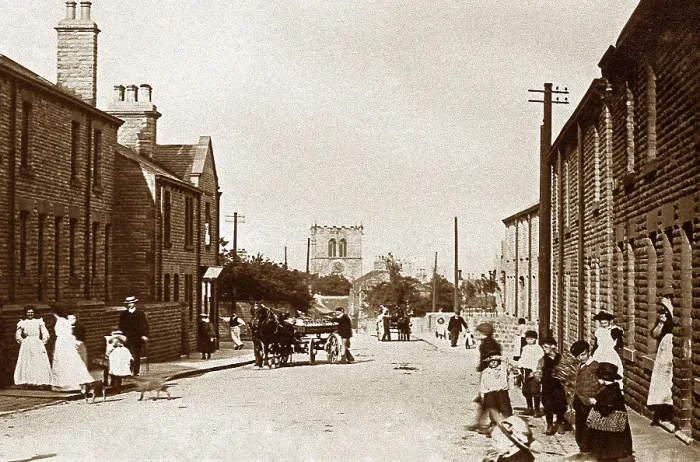 Framed Print : Darfield Snape Hill Road early 1900s Framed Print : Darfield Snape Hill Road early 1900s