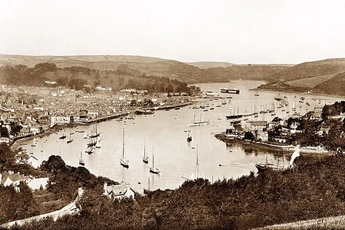 Framed Print : Dartmouth - Harbour - River Dart Framed Print : Dartmouth - Harbour - River Dart