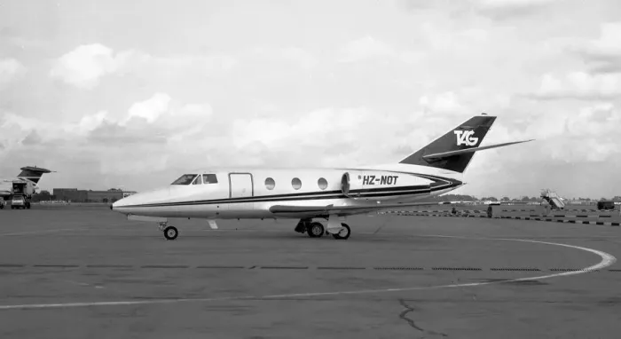 Framed Print : Dassault Falcon 10 HZ-NOT Framed Print : Dassault Falcon 10 HZ-NOT