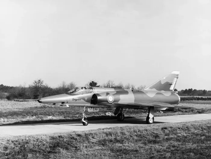 Framed Print : Dassault Mirage III / 3 Framed Print : Dassault Mirage III / 3